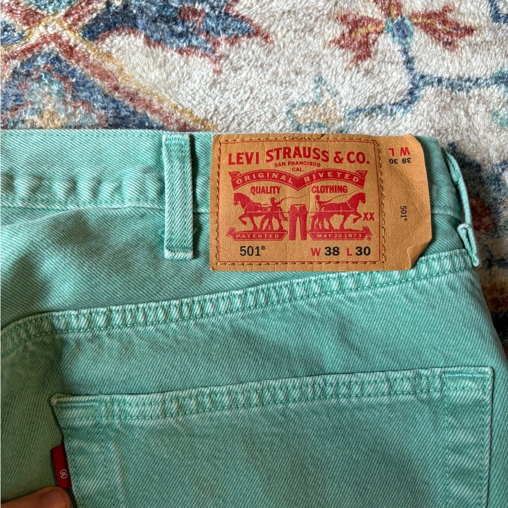 Levi’s 501 Turquoise Button-Fly Jeans Size 37 - Picture 4 of 4